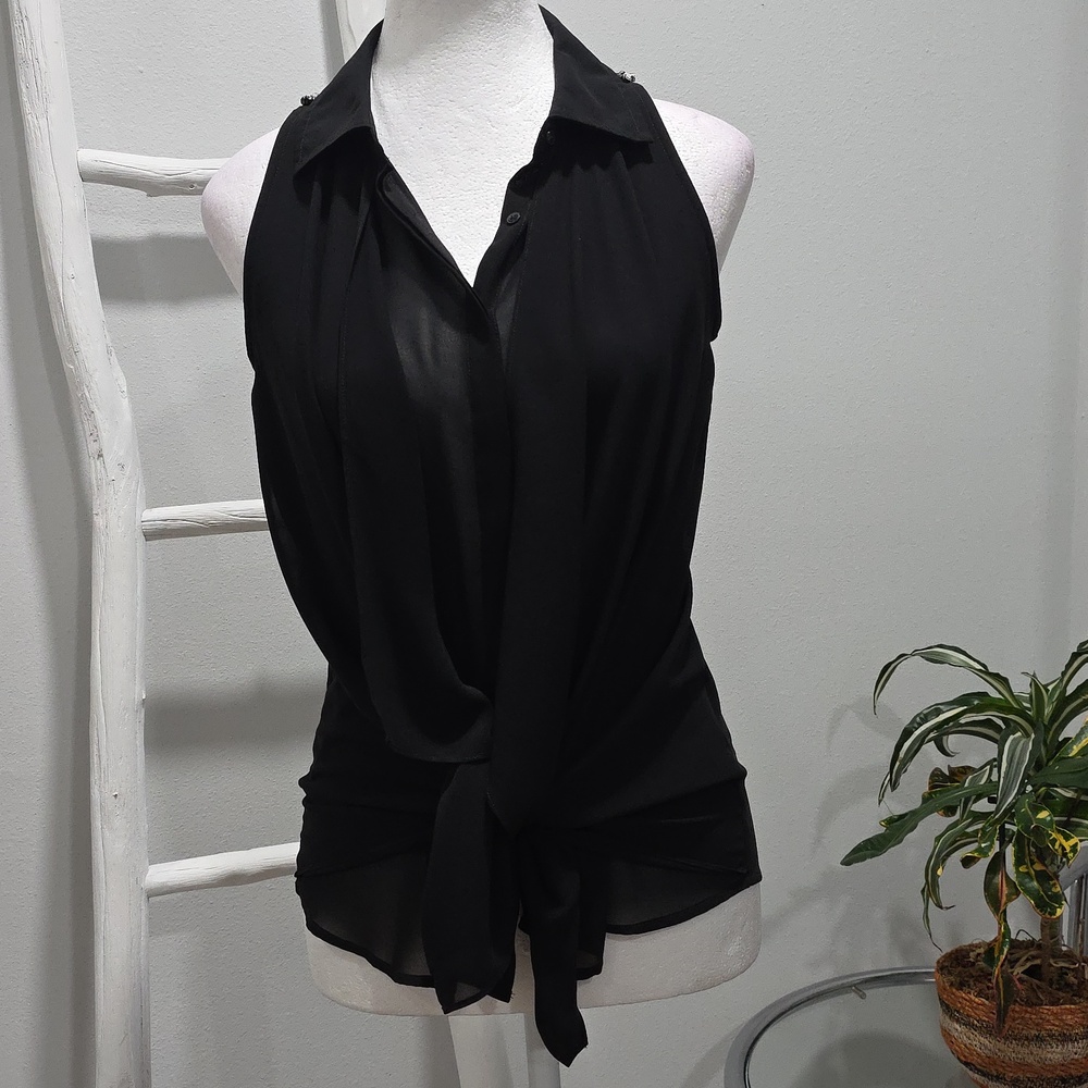 Black Sleeveless Draped Collared Blouse